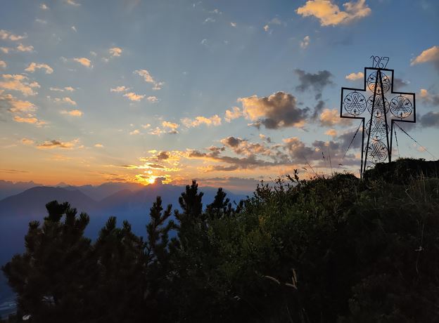 Sonnenaufgangswanderung auf die Mondspitze mit Angi
