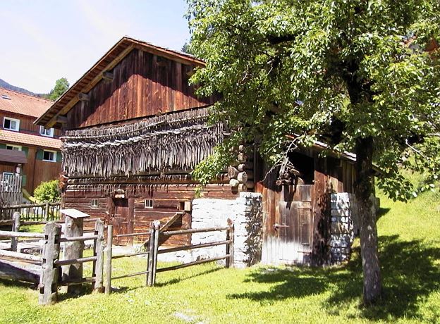 Kreativnachmittag im Paarhof Buacher - Kräuterbuschen binden